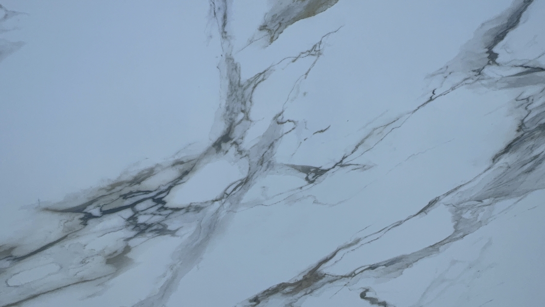 OLK1003G Calacatta Gold Nuova Collezione Quarzo Stampato a Corpo Pieno con Tecnologia di Stampa a Getto d'Inchiostro ad Alta Definizione